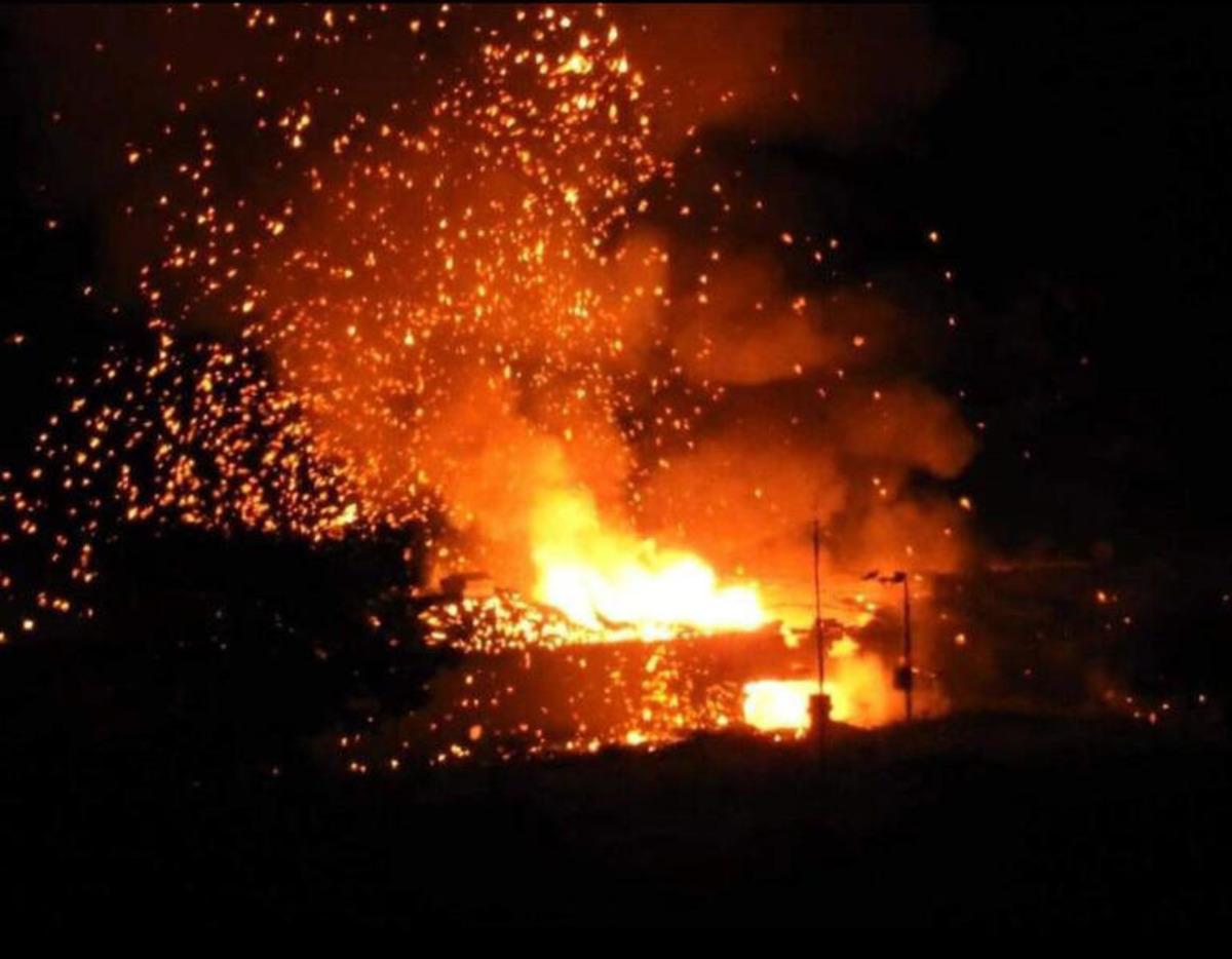 KKTC'de askeri b&ouml;lgede art arda patlamalar! Alarma ge&ccedil;ildi!