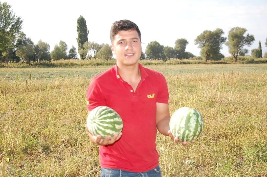 G&uuml;roymak&rsquo;ta yerli karpuz satışları başladı