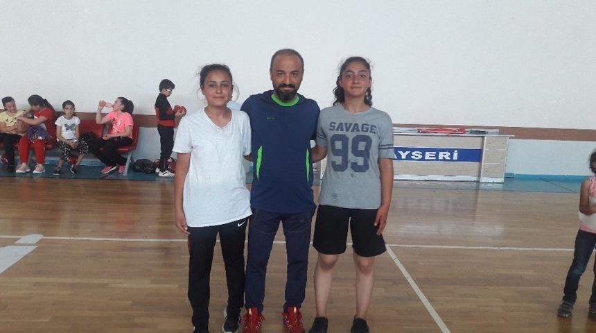 Kayseri’den Aksaray’a iki transfer