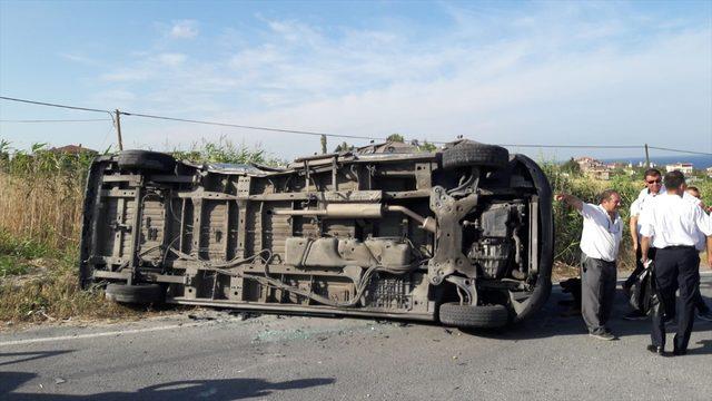 Beylikdüzü'nde okul servisi kaza yaptı