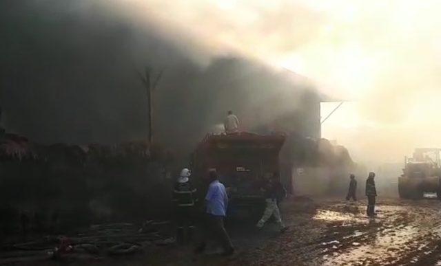 Gaziantep'teki dev besi çiftliğinde yangın devam ediyor