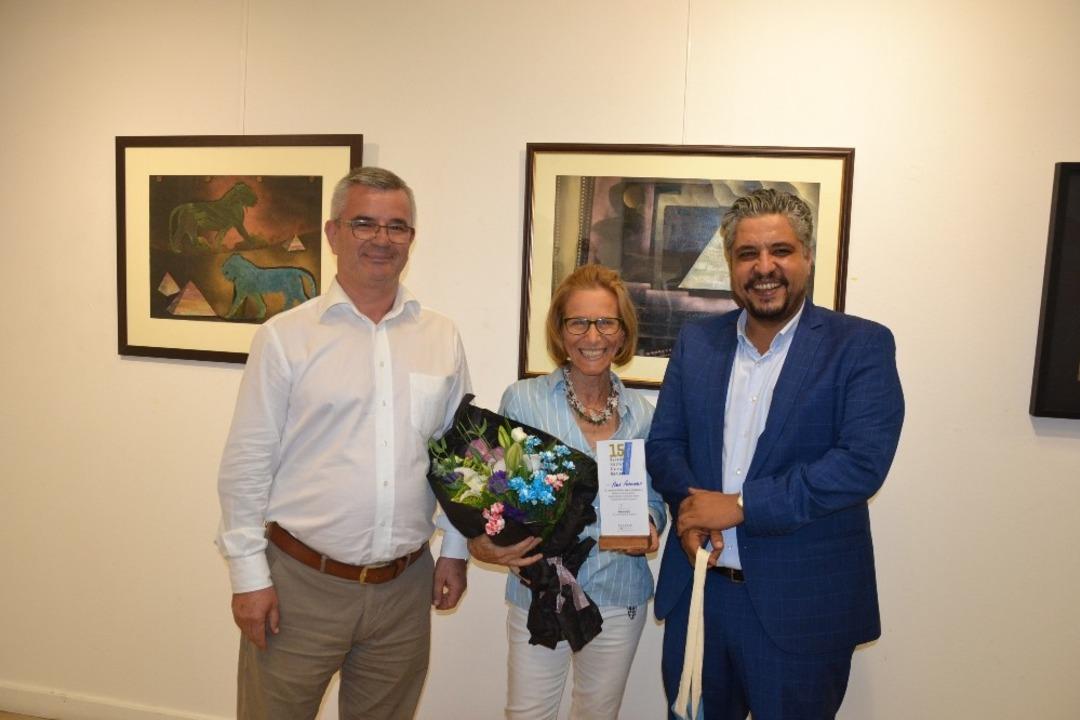 Ayvalık&rsquo;ta Ressam Hale Arpacıoğlu&rsquo;nun a&ccedil;tığı sergiye ilgi yoğun oldu