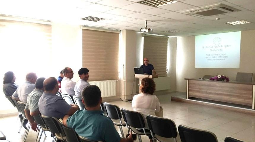 Burhaniye&rsquo;de destekleme ve yetiştirme kursları toplantısı