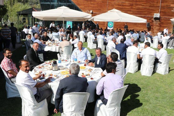 Aksaray’da muhtarlar il protokolü ile istişare toplantısında buluştu G4