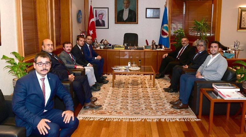 Eskişehir &Uuml;lk&uuml; Ocakları&rsquo;ndan Rekt&ouml;r &Ccedil;omaklı&rsquo;ya ziyaret