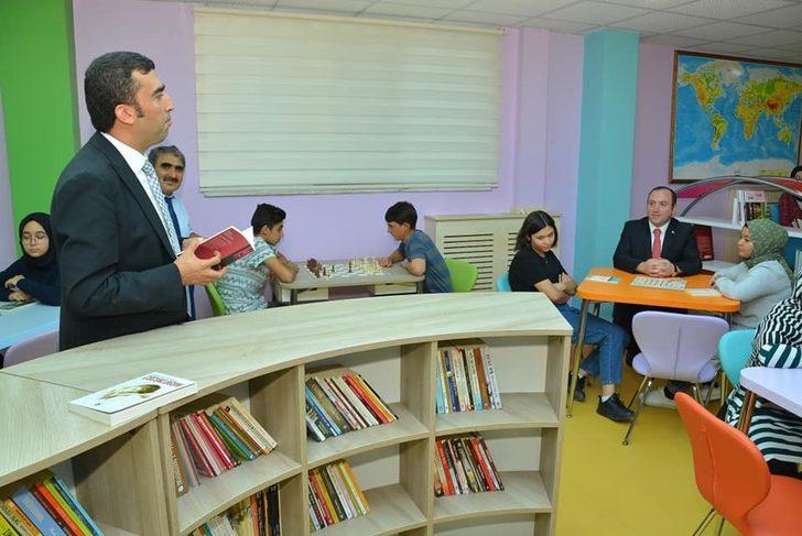 Bigadiç’te "Z-Kütüphane" açıldı G3