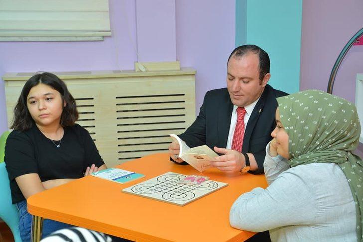 Bigadiç’te "Z-Kütüphane" açıldı G5