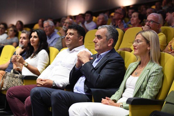 Çocuklar “Cumhuriyet” konseriyle sahne aldı G2