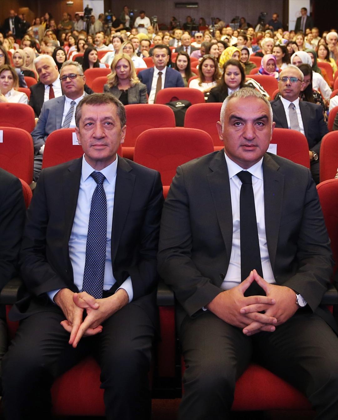 K&uuml;t&uuml;phaneler de "sınıf" olacak