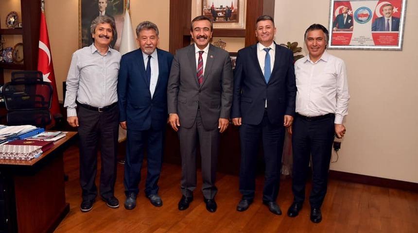 Başkan &Ccedil;etin: &ldquo;&Ccedil;ukurova&rsquo;da 212 park var ve bunların 108&rsquo;ini biz ilk 5 yıllık s&uuml;re i&ccedil;inde hizmete a&ccedil;tık&rdquo;