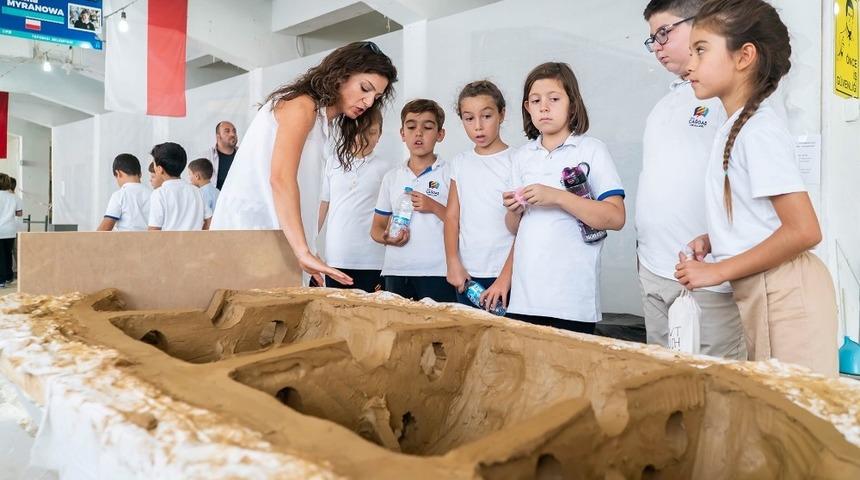 Halkın sempozyuma ilgisi yoğun