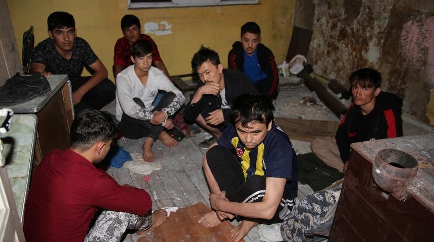 Erzurum&rsquo;da 42 ka&ccedil;ak g&ouml;&ccedil;men yakalandı