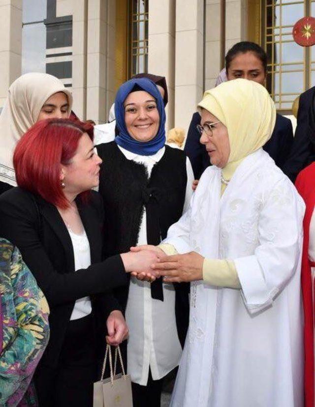 Meral Ahlatcı, Emine Erdoğan’ı Çorum davet etti
