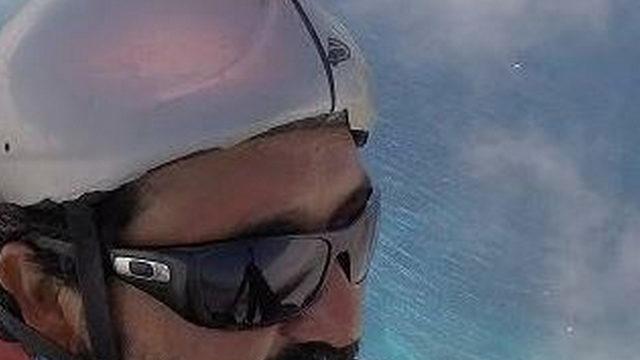 Denize düşerek ölen yamaç paraşütü pilotu toprağa verildi