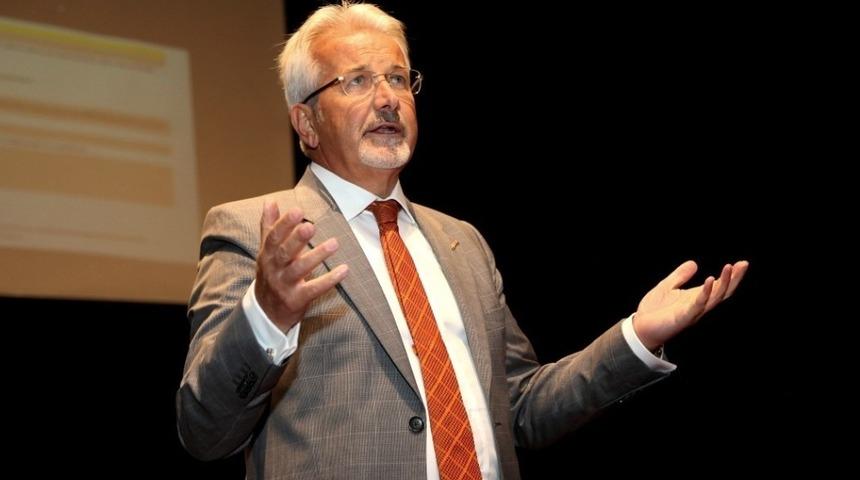 Nil&uuml;fer Belediyesi&rsquo;nin adını kullanarak para talep edenlere itibar edilmemeli