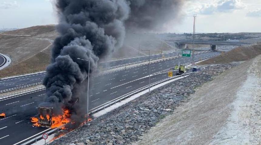 Panik anları! Alev alev yandı