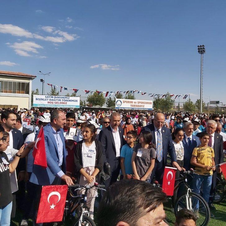Şahinbey’de başarılı 1453 öğrenciye bisiklet ödülü G5