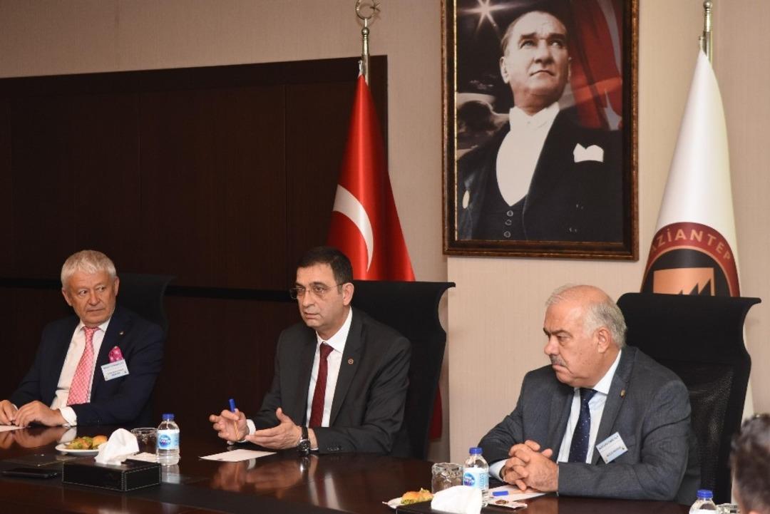 GSO Y&ouml;netim Kurulu Başkanı Adnan &Uuml;nverdi: