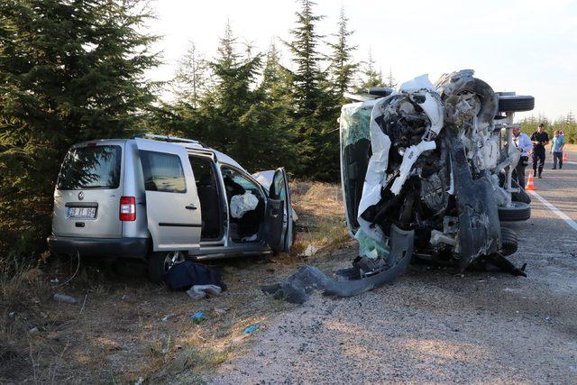 Eskişehir'de kaza: 2 ölü, 2 yaralı