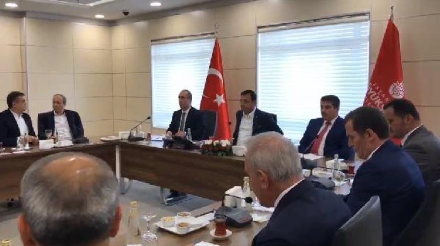 İmamoğlu'ndan ilçe belediye başkanlarıyla toplantı