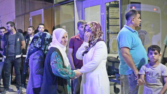 Diyarbakır'da, köylüleri taşıyan minibüse teröristlerden hain tuzak: 4 şehit, 13 yaralı (2)