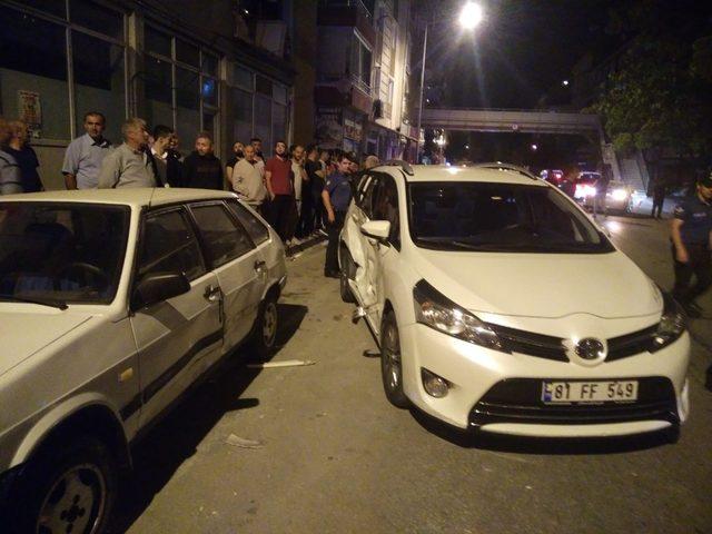 Amasya&rsquo;da zincirleme trafik kazası: 4 yaralı 3