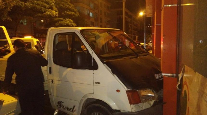 Amasya&rsquo;da zincirleme trafik kazası: 4 yaralı