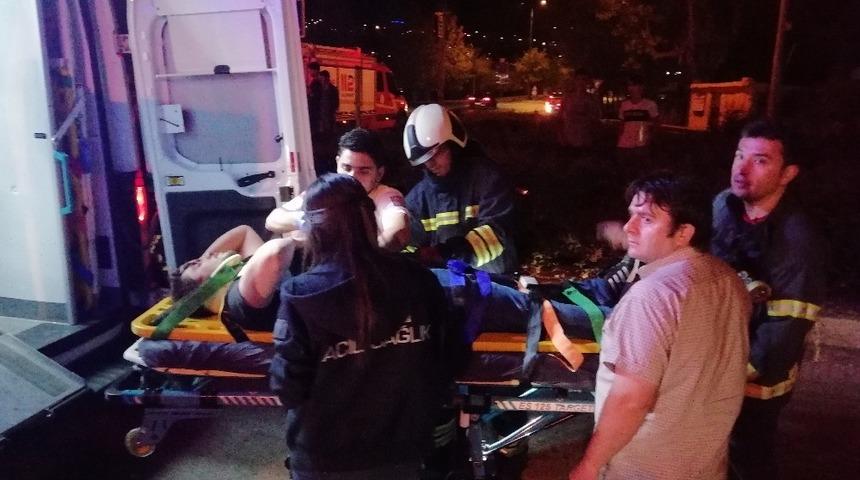 Kırmızı ışık ihlali kazaya neden oldu: 3 yaralı