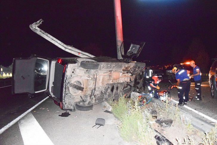 Bilecik'te feci kaza! 1 ölü, 7 yaralı G4