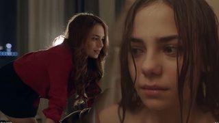 Zalim İstanbul oyuncusu Bahar Şahin'in dekoltesi olay oldu