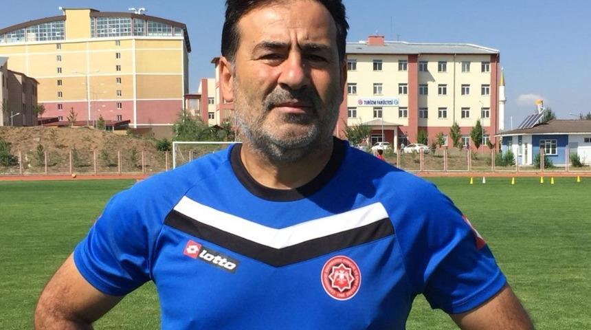 Ahat K&ouml;m&uuml;rl&uuml;oğlu: &ldquo;G&uuml;zel takım kurduk&rdquo;