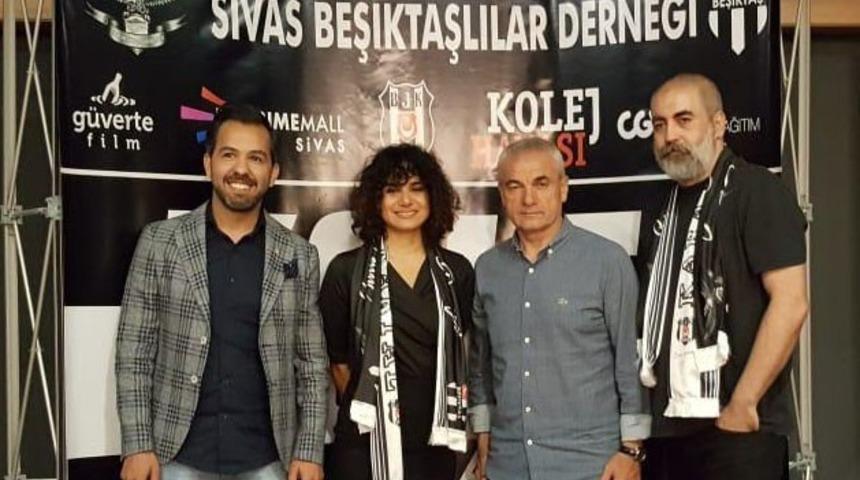 &lsquo;Kolej Havası&rsquo; filmi Sivas&rsquo;ta taraftarla buluştu