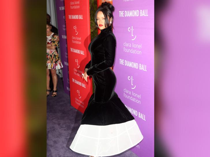 Rihanna, Suudi sevgilisinden hamile mi? G1