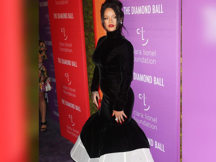 Rihanna, Suudi sevgilisinden hamile mi? G3