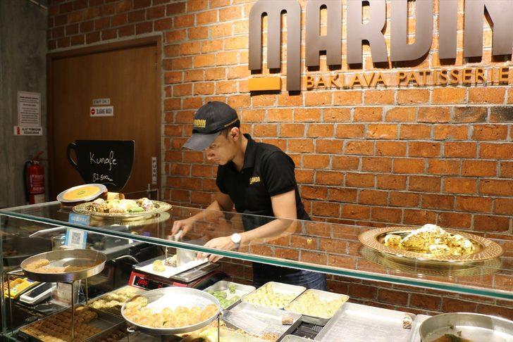 Altın kaplama baklava fiyatıyla dudak uçuklattı G5