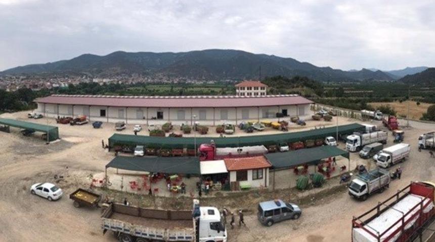 Osmaneli Toptan Meyve ve Sebze Hali hizmete girdi