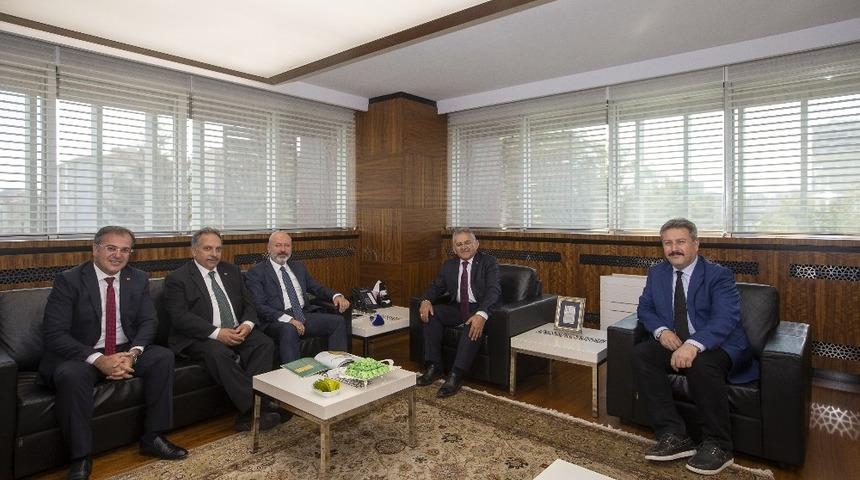 K&uuml;lliye d&ouml;n&uuml;ş&uuml; başkanlar zirvesi