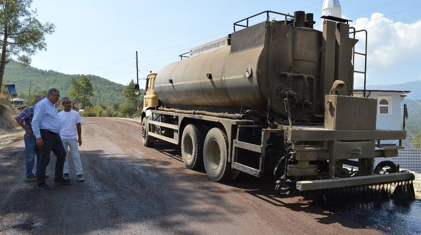 B&uuml;y&uuml;kşehir&rsquo;den Manavgat kırsalına asfalt