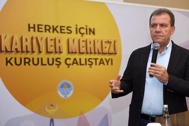 Mersin’de Kariyer Merkezi Çalıştayı