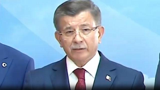 Son dakika! Ahmet Davutoğlu AK Parti'den istifa etti