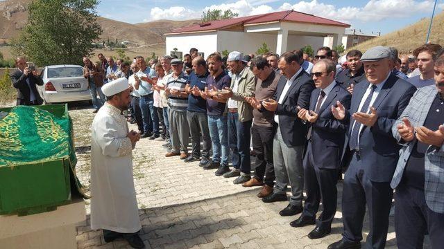 Elazığ Valisi Kaldırım’ın acı günü