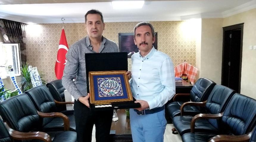 T&Uuml;RSAB, Kemer Kaymakamı Murtaza Dayan&ccedil; ile turizmi konuştu