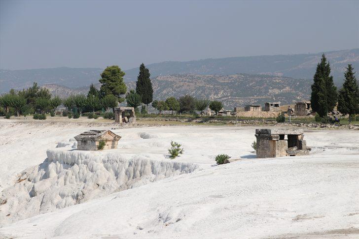 Pamukkale rekor kırdı! Turist sayısında geçen yıla göre yüzde 25 artış G5