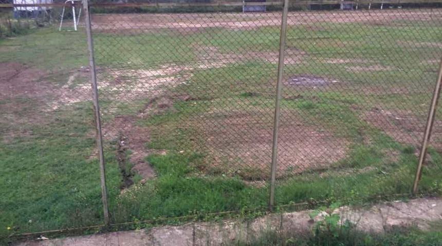 Fındık iş&ccedil;ileri spor tesislerini kullanılmaz hale getirdi