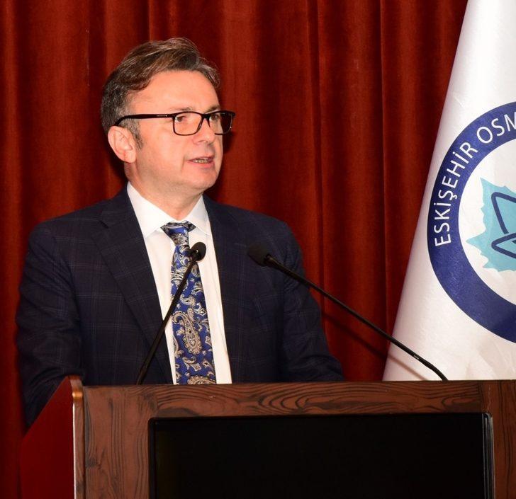 ESOGÜ Tıp Fakültesi’nin yeni öğrencileri beyaz önlüklerini giydi G5