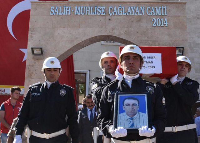 Kulp ta şehit olan iş&ccedil;i Muş ta toprağa verildi 1