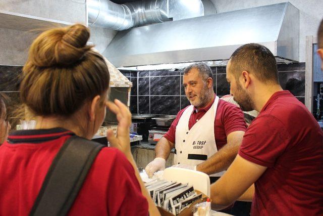 Uşak’ta üniversite öğrencileri için ’askıda menü’ uygulaması