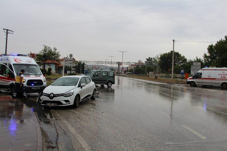 Kula’da trafik kazası: 2 yaralı G5