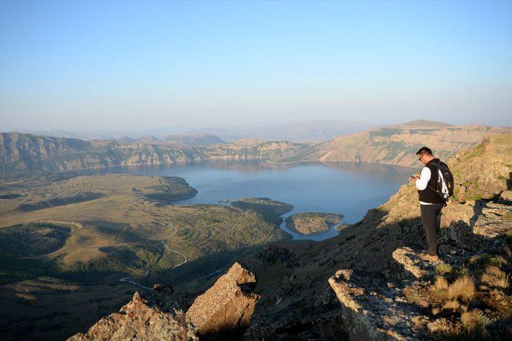 Nemrut Krater Gölü büyülüyor G3