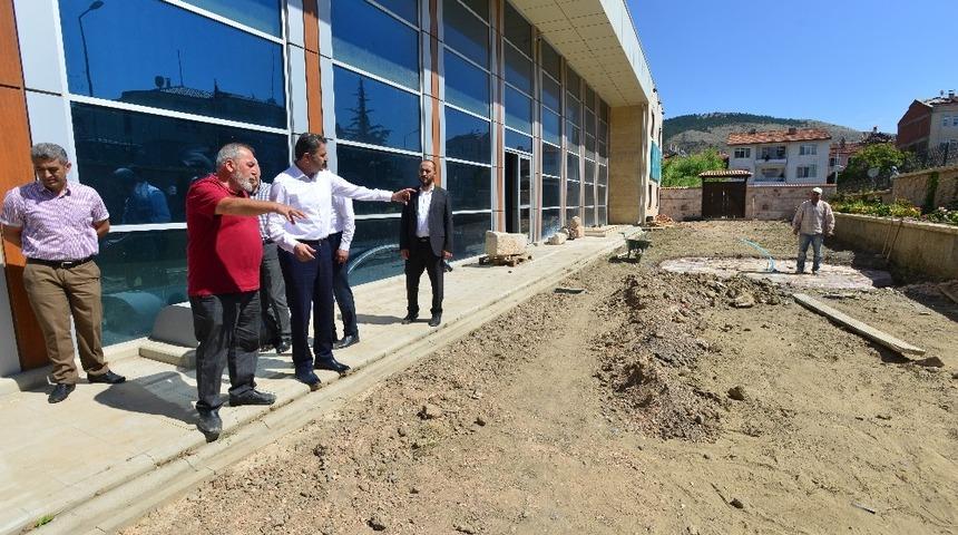 Tokat şehir m&uuml;zesine uygulama bah&ccedil;esi